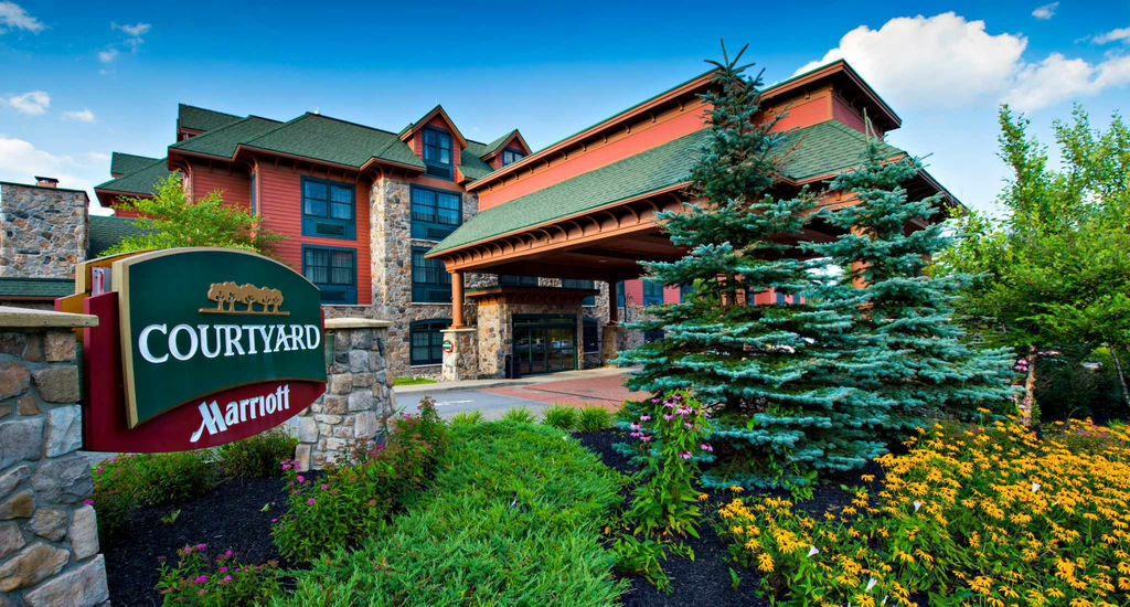 Courtyard Marriott Лейк-Плэсид Экстерьер фото